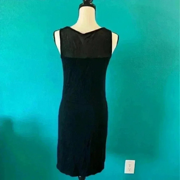 The limited black dress in size small - Picture 3 of 4